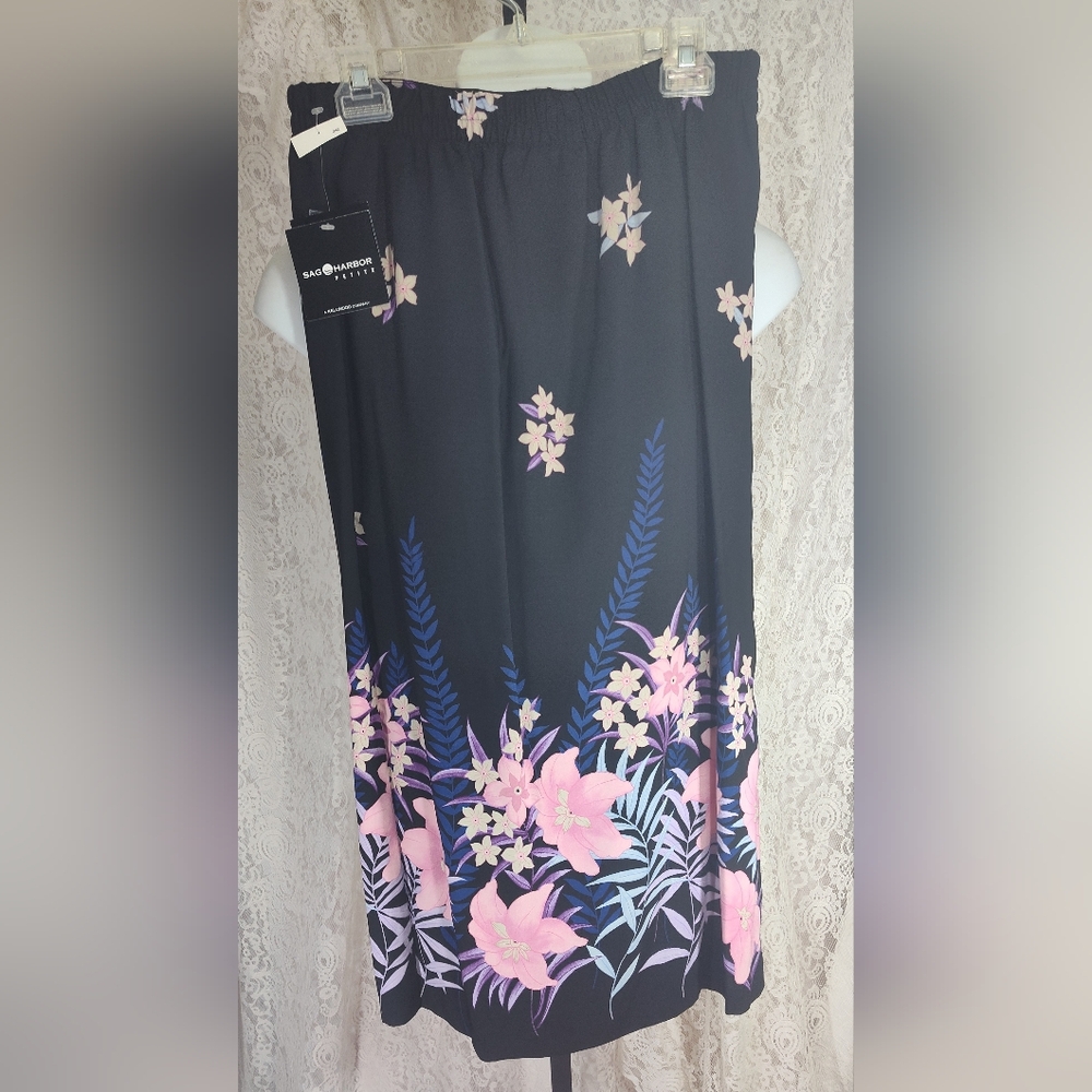 Sag Harbor Petite Black Pink Skirt NWT